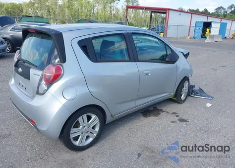 2015 Chevrolet Spark Ls Cvt z USA, uszkodzony, nr VIN KL8CB6S96FC742215
